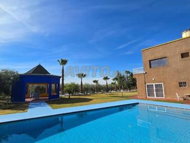 Magnifique villa de prestige avec ferme titrée