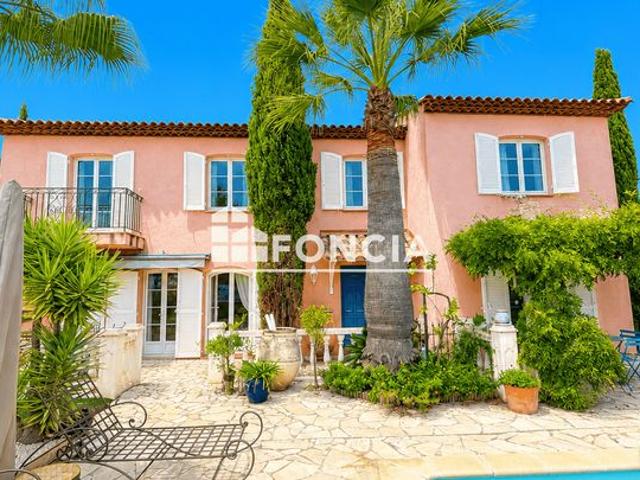 Magnifique villa de 160 m² avec piscine – Quartier résidentiel recherché