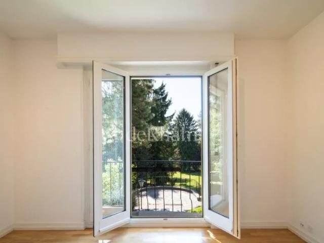 Magnifique villa de 7.5 pièces à Epalinges