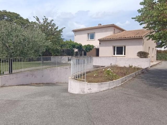 Magnifique villa individuelle au calme absolu