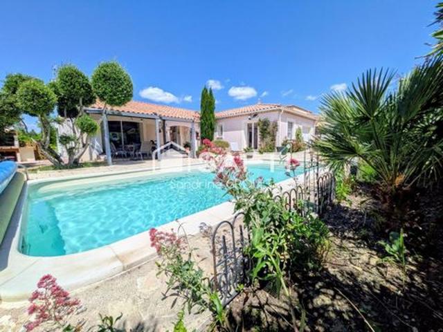 MAGNIFIQUE VILLA PLAIN PIED 133m² avec PISCINE