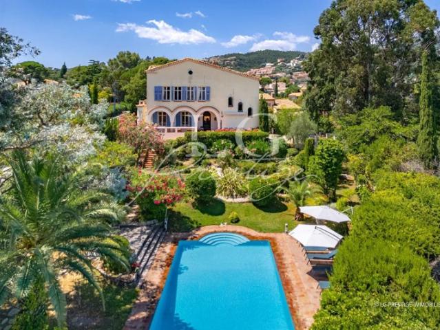 Magnifique villa vue mer avec 8 chambres