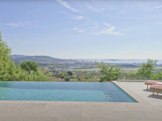 Magnifique Villa Vue Mer intégralement rénovée 336m² Mandelieu la Napoule