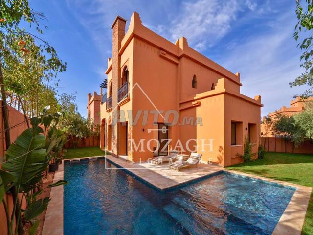 Magnifique villa 4 chambres avec piscine chauffée