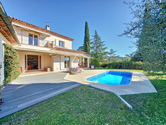 Magnifique villa 6 P Mouans Sartoux proche centre
