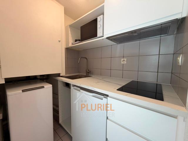 Magnifique 1 pièce 26.5m² en hyper centre de Strasbourg Chambre meublée 11m² pour étudiant à NEUDORF Magnifique Duplex meublé de 2 pièces quartier de l’Orangerie Joli 3 pièces 64m² à GRIESHEIM SUR SOUFFEL Joli 2 pièces 57.7m² meublé à la Robertsau Joli 2