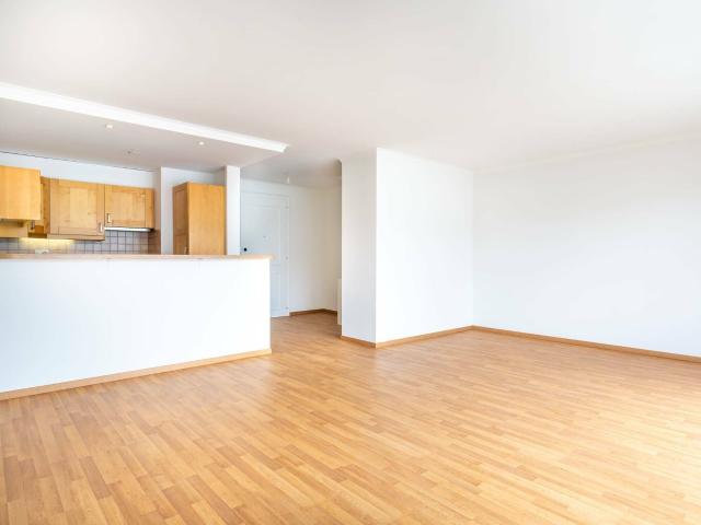 Magnifique 3.5 pièces au bord du lac | dreamo. Ch