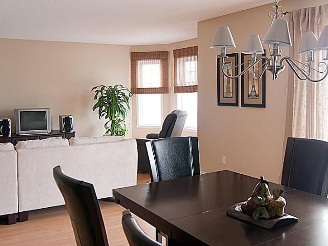 ✨ Magnifique 4 ½ Confort, tranquillité et lumière !