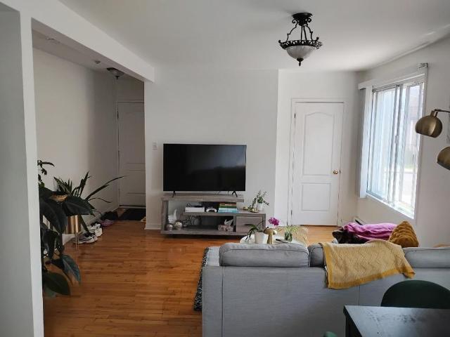 Magnifique 4 ½ à louer à Longueuil – À deux pas du métro