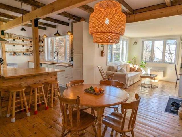 ✨ Magnifique 4 ½ lumineux et chaleureux dans le Vieux Limoilou