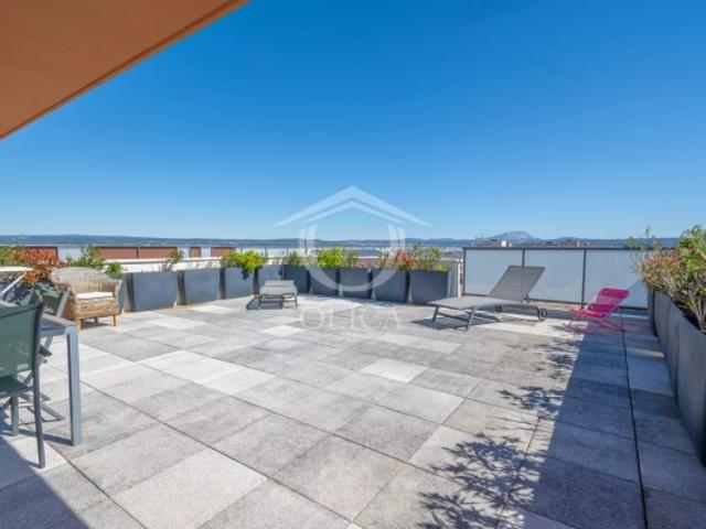 Magnifique 4 pièces toit terrasse avec vue sur Sainte Victoire