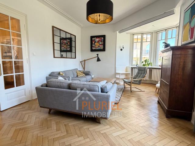 Magnifique 4 pièces 105m2 meublé Quai Mullenheim