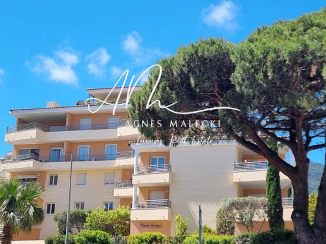 MAGNIFIQUE 83.33M2 DOUBLE GARAGE !