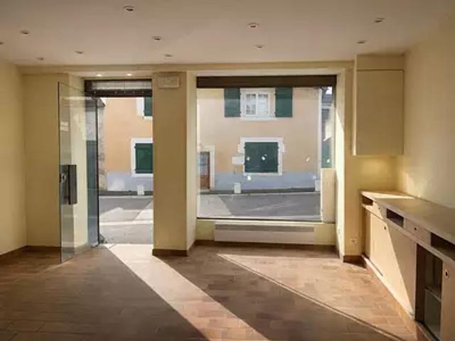 Magny Cours 58470 Achat / Vente immeuble au dernier étage cave