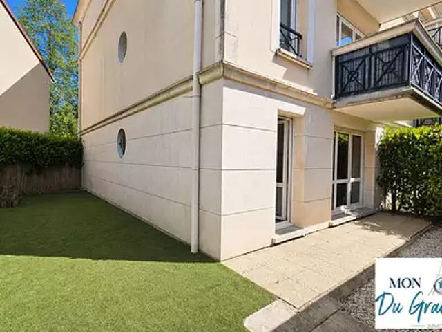 Magny les Hameaux 78114 Achat / Vente appartement 2 pièces t2 terrasse parking