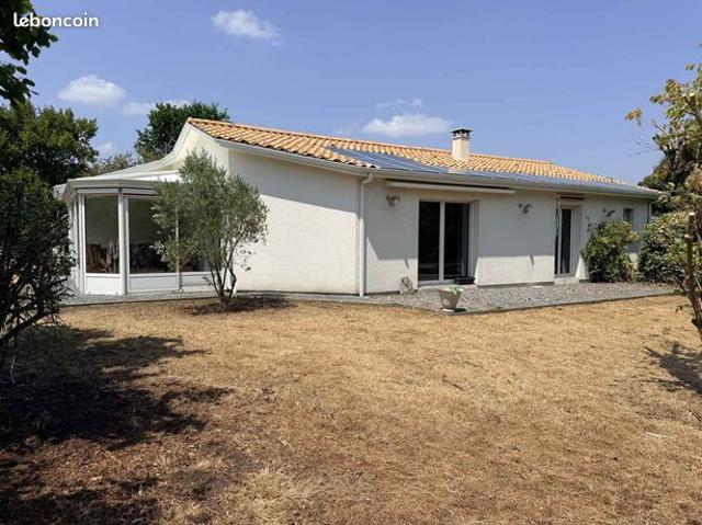 Magonty. Plain Pied récent sur terrain de 2 318 m². DPE Classe B