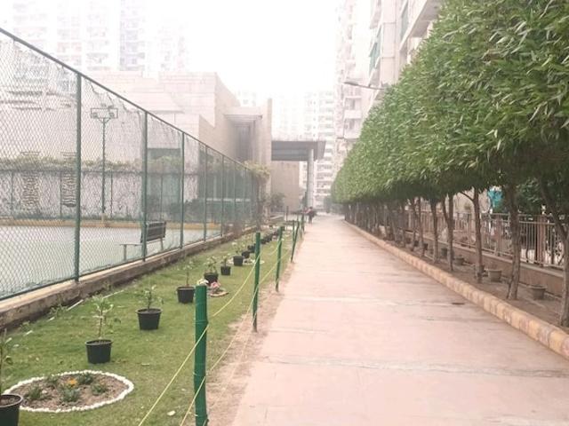 Mahagun Moderne 3 Bedroom 1550 Sq. Ft. Apartment in Sector 78 Noida Listing ID: #10057