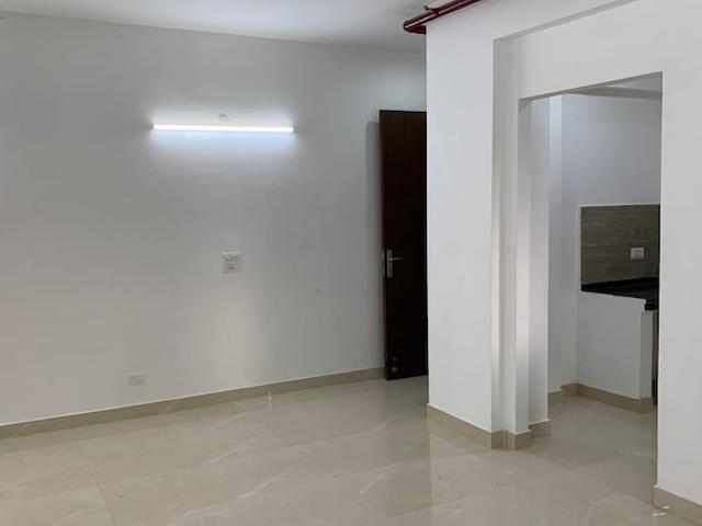 Mahagun Moderne 3 Bedroom 1550 Sq. Ft. Apartment in Sector 78 Noida Listing ID: #10103