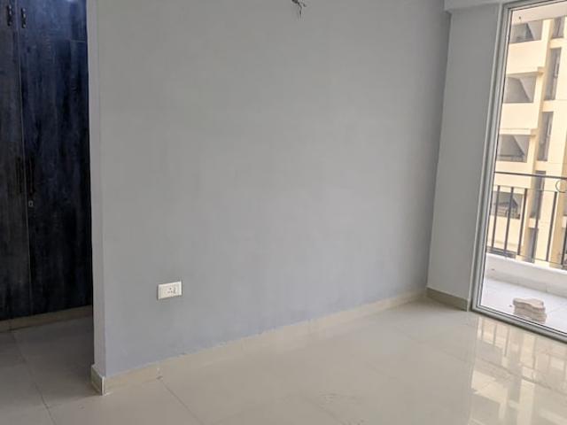 Mahagun Moderne 3 Bedroom 1650 Sq. Ft. Apartment in Sector 78 Noida Listing ID: #10103