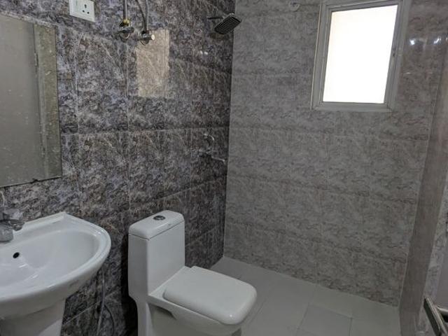 Mahagun Moderne 2 Bedroom 1250 Sq. Ft. Apartment in Sector 78 Noida Listing ID: #10082