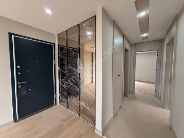 Mahallenin En Şık Dairesi Ara Kat Ultra Lüks 2+1 90 M2