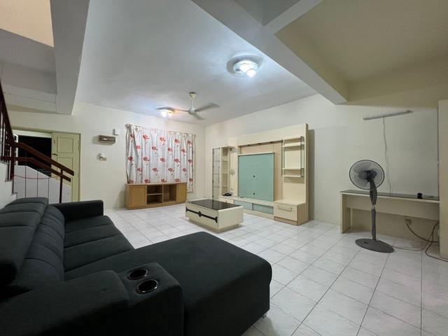 Mahkota Cheras 1300sqft Freehold 4R3B Fully Furnished Tenant