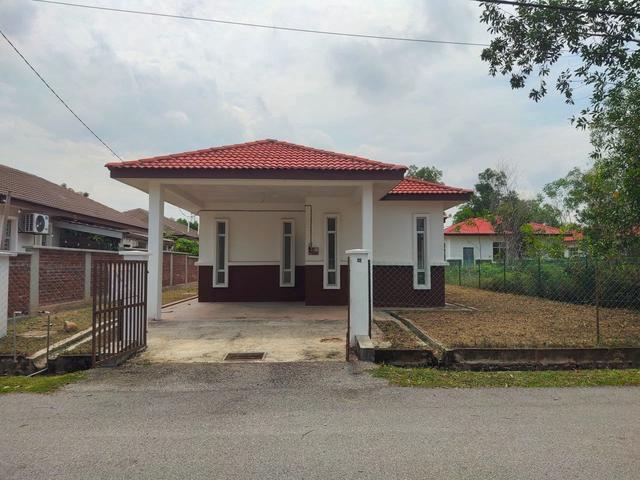 Mahkota Hills Bunglow Setingkat Lenggeng Beranang