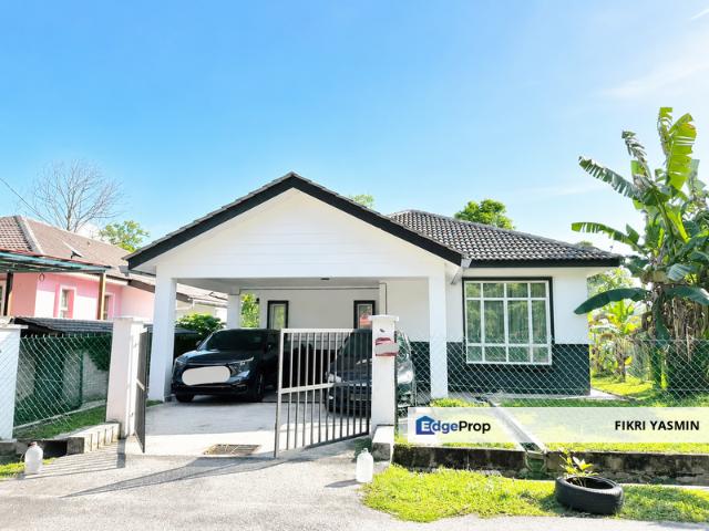 Mahkota Hills