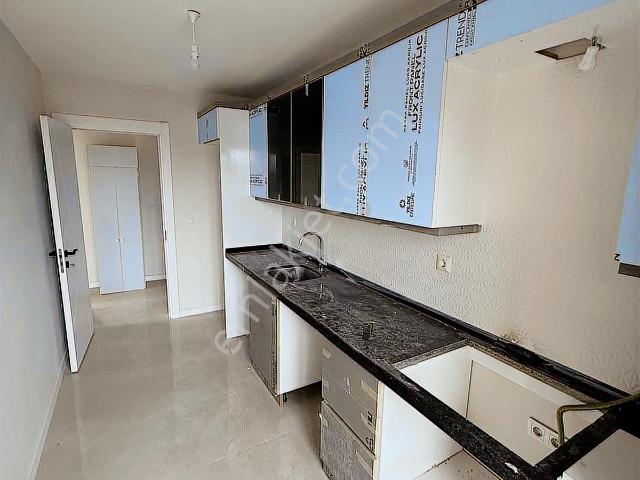 Mahmutbey Güneşli / Yıllık Kira Peşin 3+1 101 M² / Revan Park