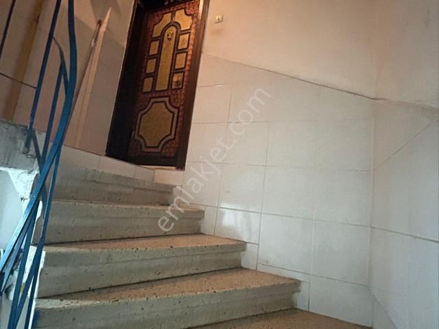 Mahmutbey Mahallesinde Kiralık 2+1 100m2 Kiralık Daire Cuma Pazarı Yakını