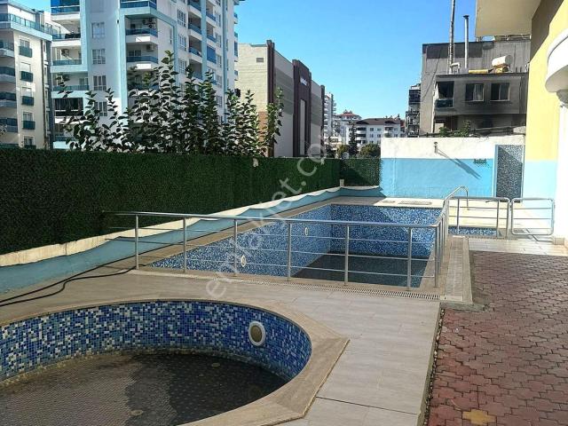 Mahmutlar / Alanya 1+1 Eşyalı Havuzlu Satılık Ev