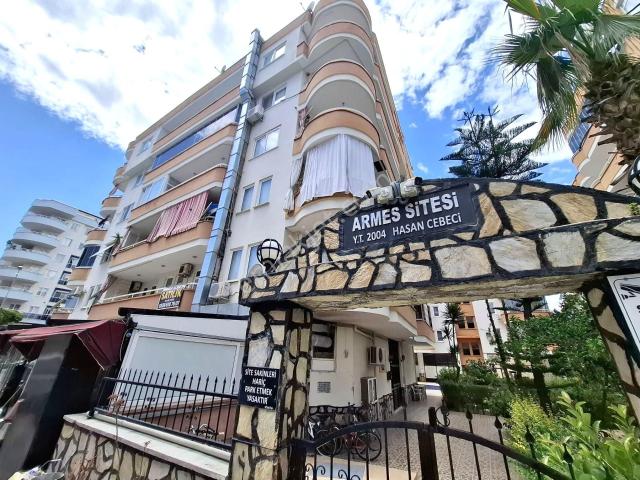 Mahmutlar / Alanya 2+1 Boş Kiralık Ev Havuzlu