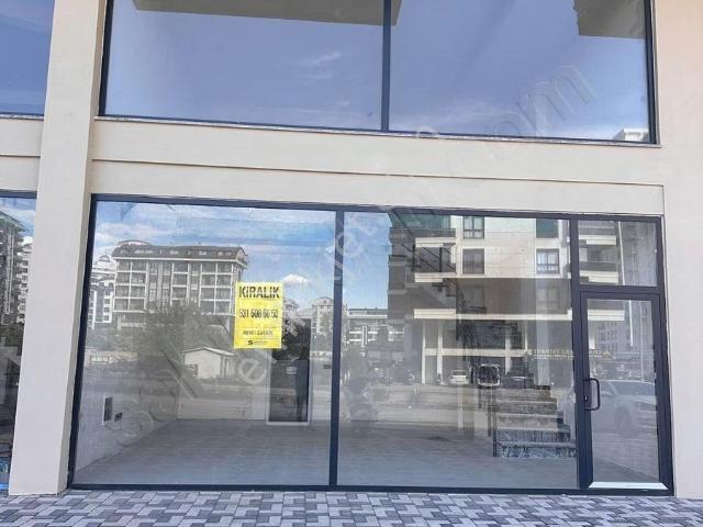 Mahmutlar Mah. Yeni Yayla Yolu Üzeri Kiralık Dükkan