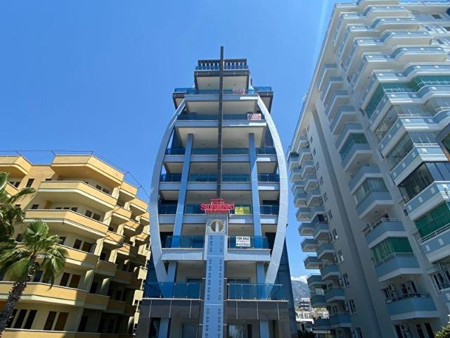 Mahmutlar'da Site İçerisinde Deniz ve Kale Manzaralı 2+1 Daire