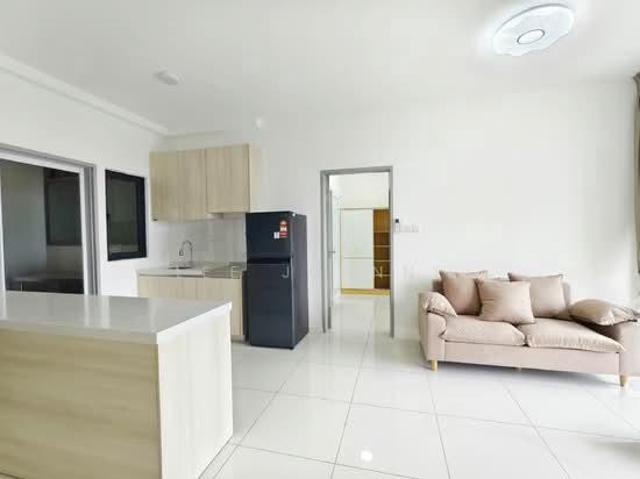 Mahogany Residence Kota Damansara Fully furnish 3 rooms 2 car park