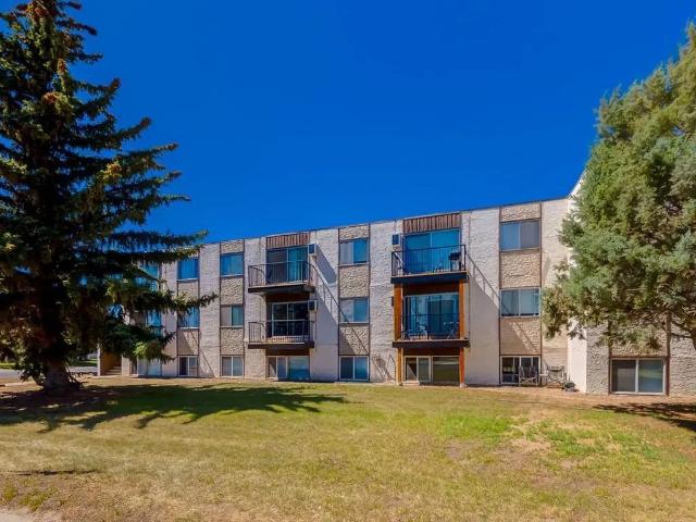 Mahoney Manor 2 Bedroom Apartment for Rent at 2398 Southview Dr Se, Medicine Hat, AB T1B 1E9 Crestwood