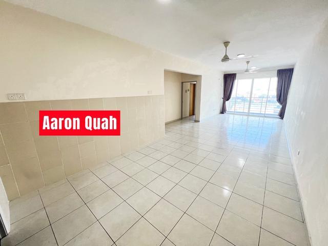 Mahsuri Square Condo 1129sf Nice Condition Good View Bayan Baru