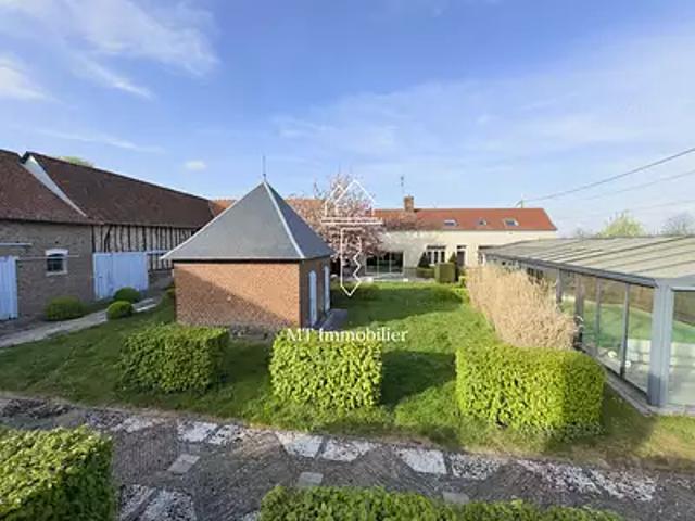 Maizicourt 80370 Achat / Vente maison 8 pièces t8 piscine terrasse