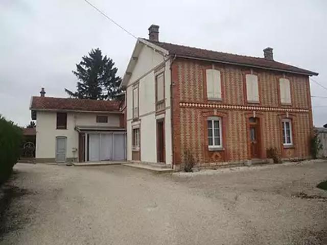 Maizières lès Brienne 10500 Achat / Vente maison 8 pièces t8 jardin