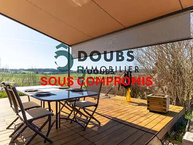 Maîche 25120 Achat / Vente maison 7 pièces t7 au dernier étage cave