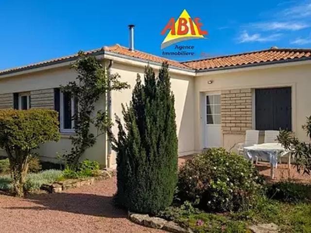 Maillé 85420 Achat / Vente maison 5 pièces t5 parking