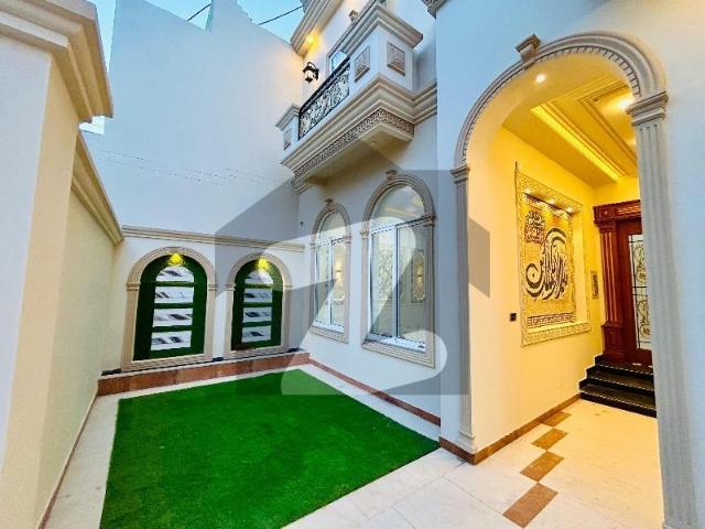 Main mps road multan 10 marla double story house for sale fully ultra modern and luxurious house multan public school road