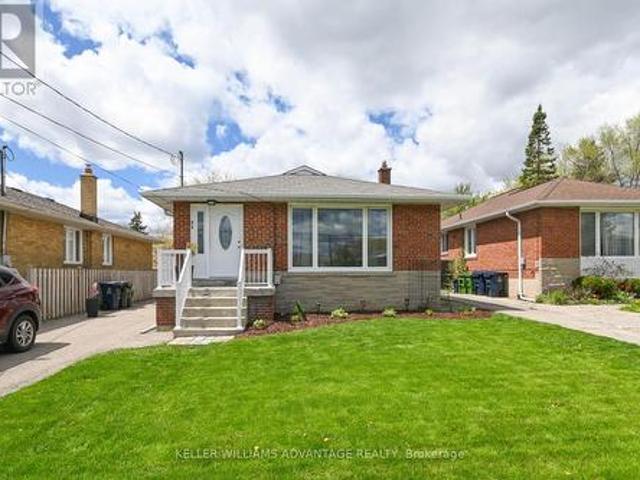 Main 88 Wexford Boulevard, Toronto, ON, M1R 1L6 house for lease | Listing ID E13081 | Royal LePage