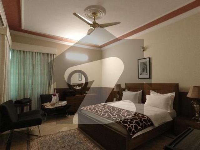Main Boulevard 2 Kanal House For Sale F 7/2