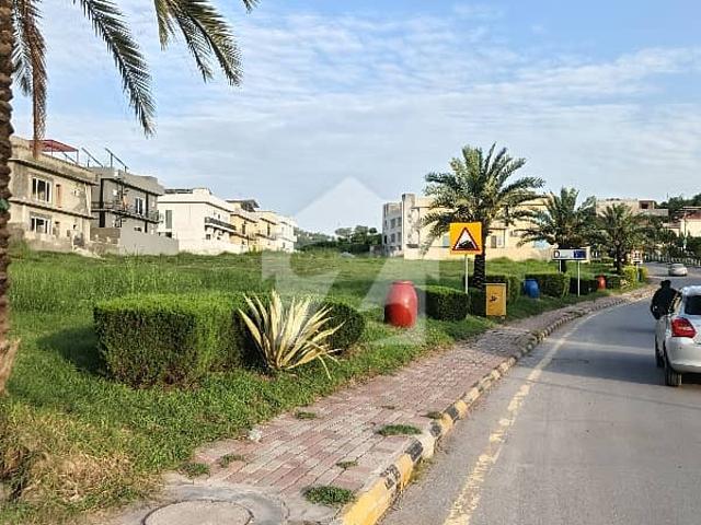 Main Boulevard Plot For Sale In Bahria Enclave Sector F1