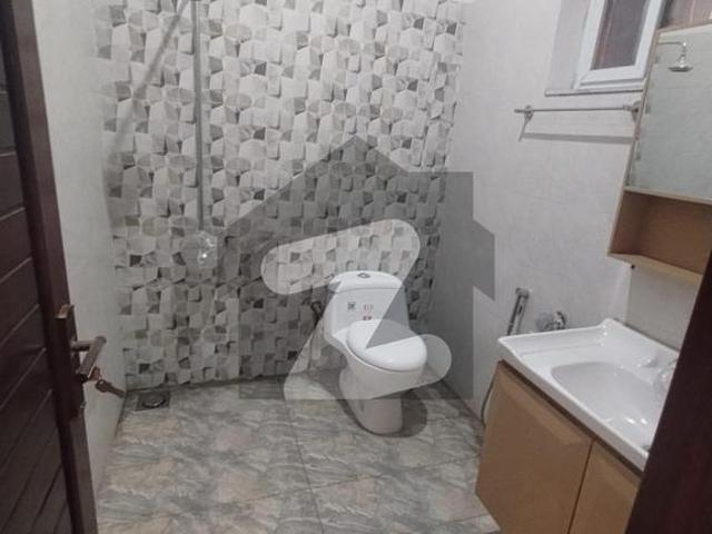 Main Double Road 10 Marla House For Sale In Faisal Town F 18