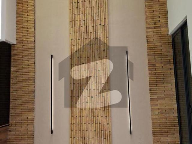 Main Double Road 10 Marla park face house @7.25 Cr at B blockB17 Islamabad B 17