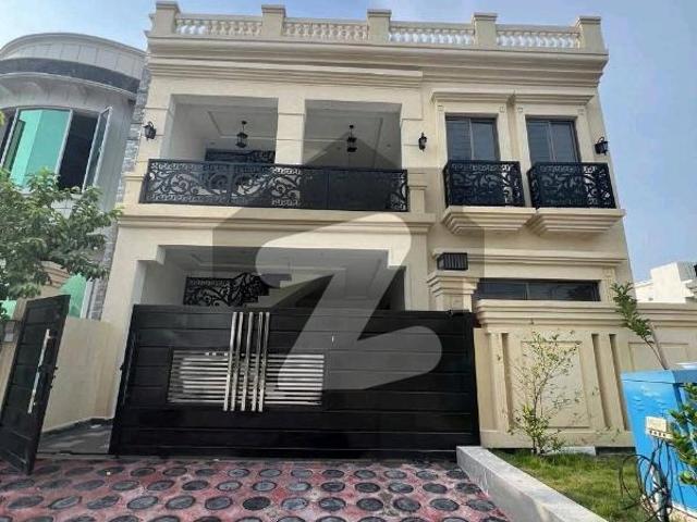 Main Double Road 7 Marla House For sale Available In B 17 MPCHS Block C1