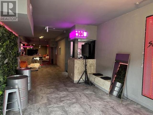 Main Floor 172 Ossington Avenue, Toronto, ON, M6J 2Z7 commercial for lease | Listing ID C13624 | Royal LePage