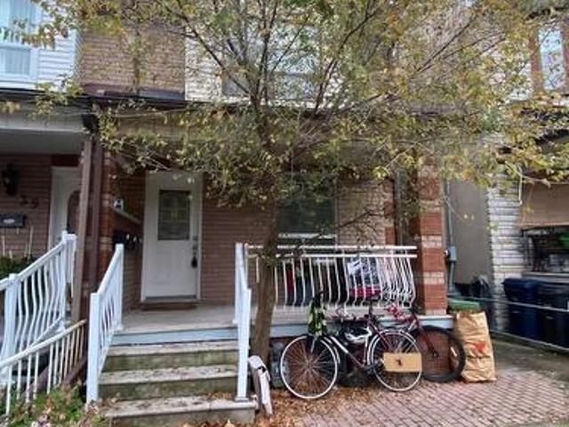 Main Floor 37 Gillespie Avenue, Toronto, ON, M6N 2Y5 house for lease | Listing ID W13038 | Royal LePage